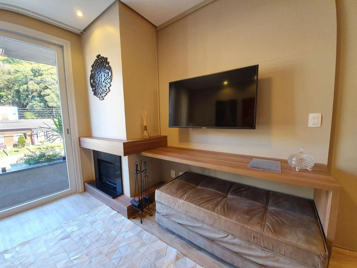 Apto Luxo 800M R. Coberta | 2 Suites | Mobiliado Gramado Dış mekan fotoğraf